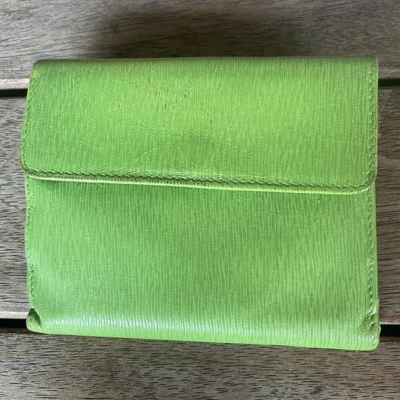 PICCHIONI Lime Green Leather Wallet w Gold-tone Clasp Closure - Picture 15 of 16